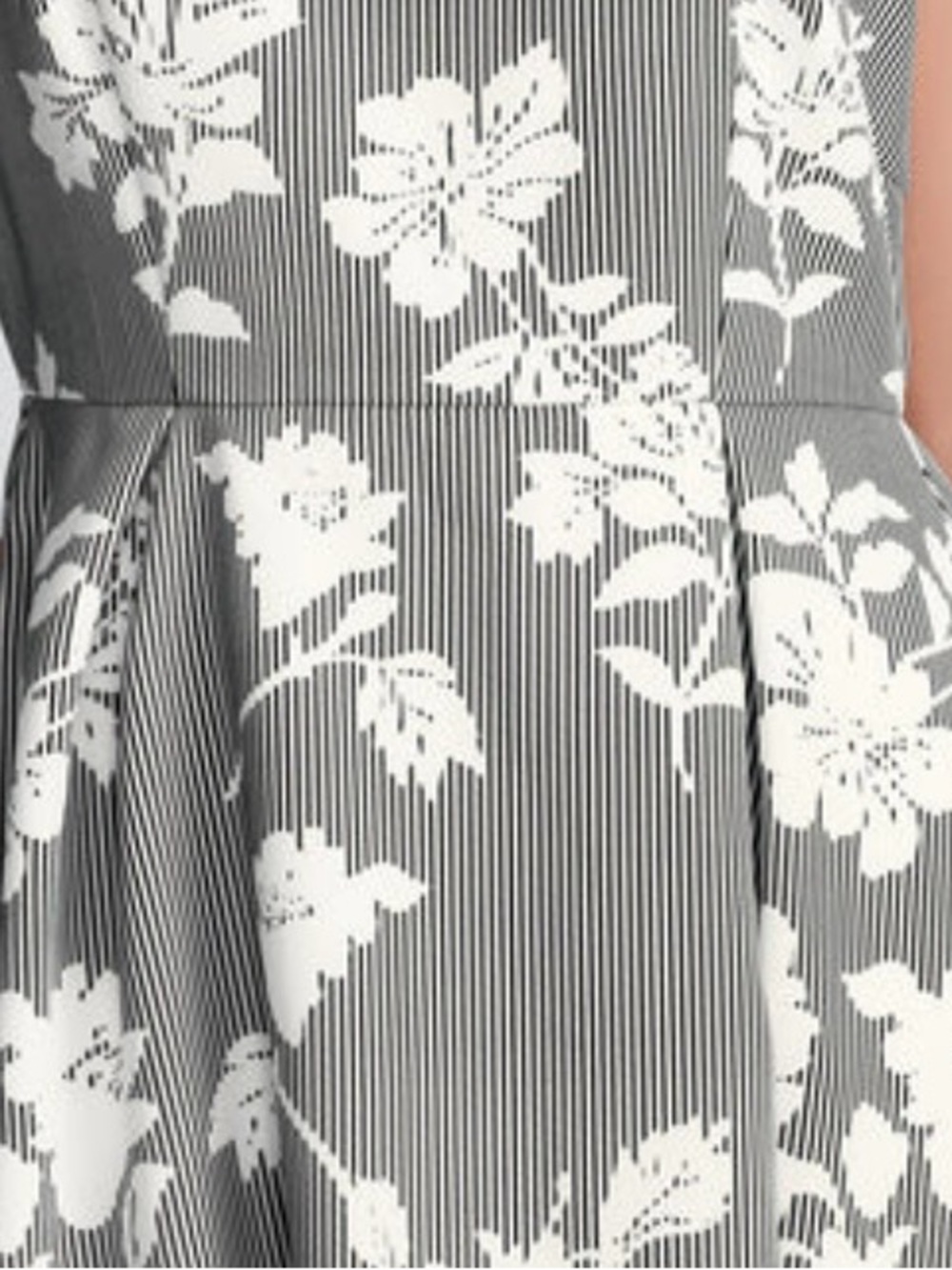 Bloomchic - Picture 2 of 8